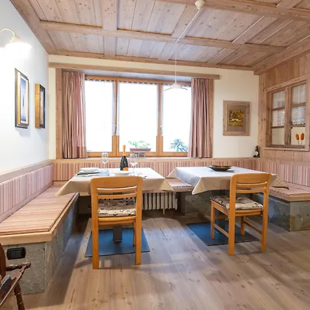 Taverna Larice Apartment Premadio